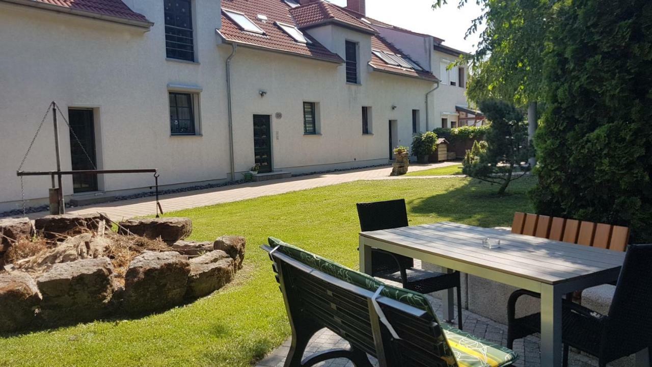 Apartment Im Gruenen Mit Anbindung Ans Zentrum Erfurt Exterior photo
